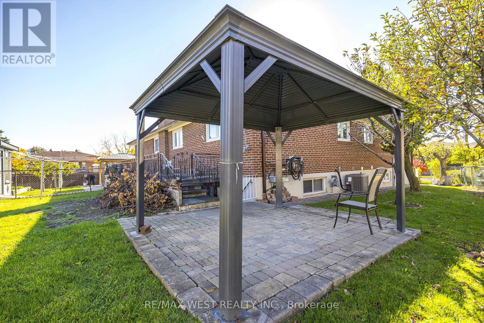 112 Harris Crescent, Vaughan, ON photo 29