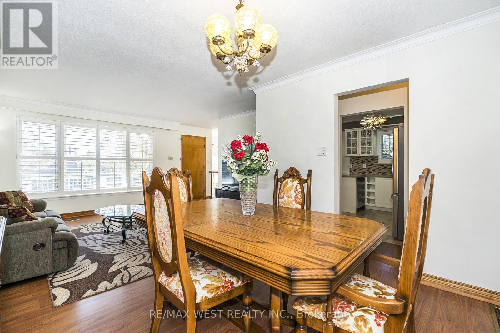 112 Harris Crescent, Vaughan, ON photo 7