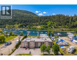 1002 Riverside Avenue Unit# 114, Sicamous, BC V0E2V0 Photo 11