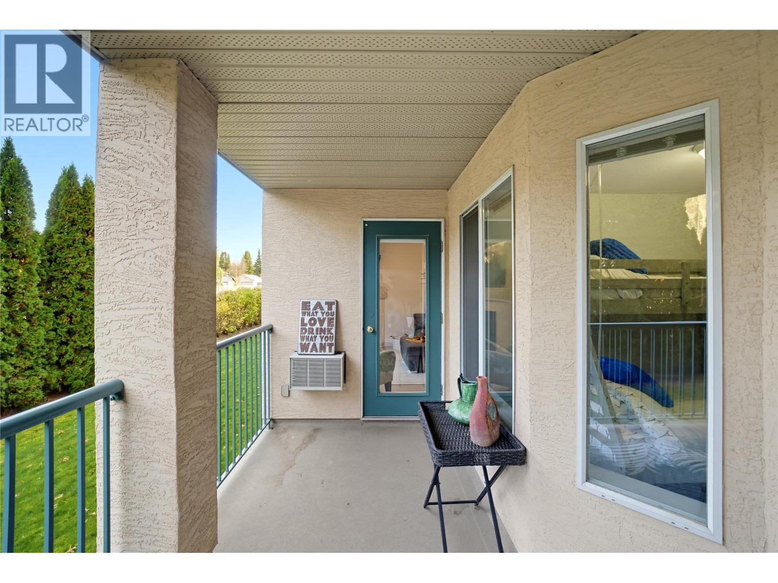 #114 1002 Riverside Avenue - 34