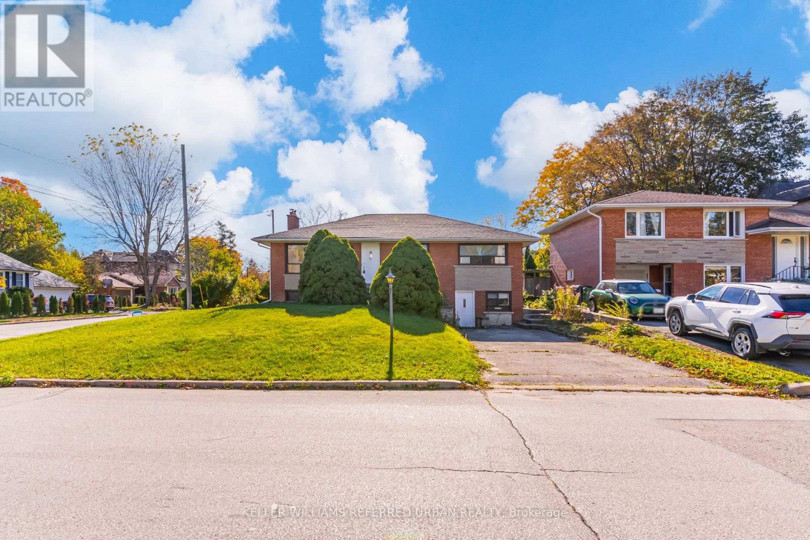 153 NEWTON DRIVE, Toronto (Newtonbrook East) — photo 2