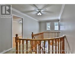 1004 Cutler Court, Mississauga, ON L5H4C9 Photo 9