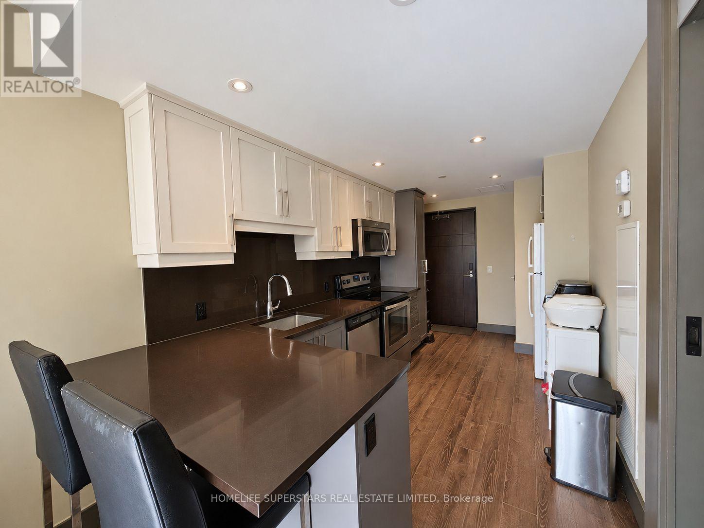 S 1906- 330 Phillip Street, Waterloo, ON photo 6