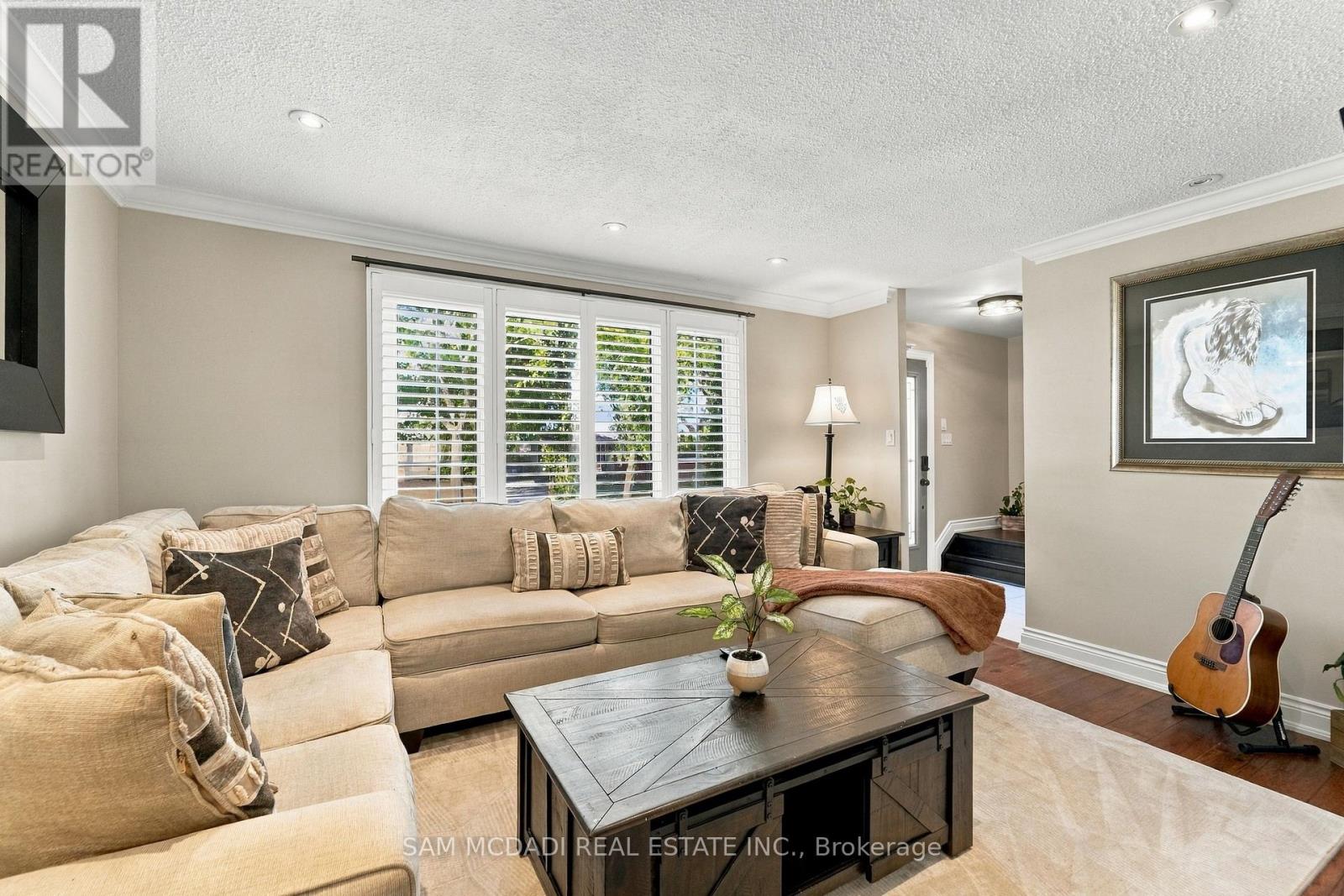 22 Bywood Crescent, Hamilton, ON photo 5