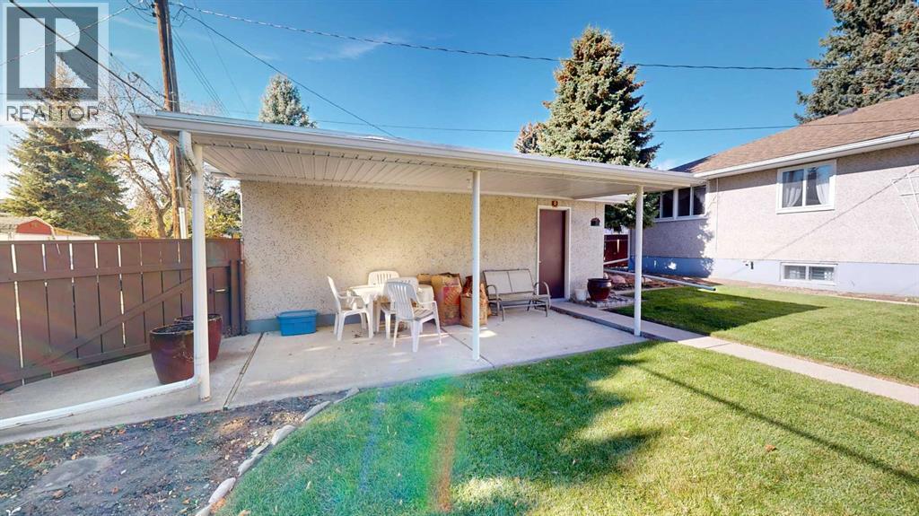 1416 18 Avenue S, photo 37 of 48