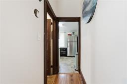 177 Johnson Avenue, Winnipeg, MB R2L0H7 Photo 11