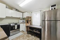 177 Johnson Avenue, Winnipeg, MB R2L0H7 Photo 12