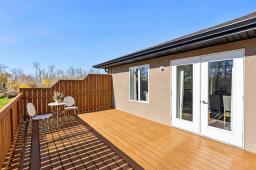 35094 37e Road, Steinbach, MB R5G1P7 Photo 39