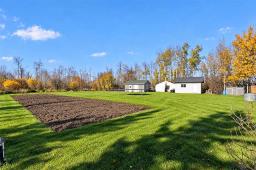 35094 37e Road, Steinbach, MB R5G1P7 Photo 42