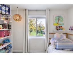 60 Starling Drive, Hamilton, ON L9A0C5 Photo 25