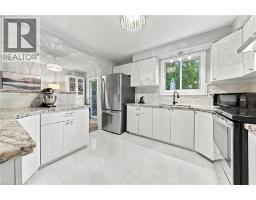 3pc Bathroom - 429 Limeridge Road W, Hamilton, ON L9C2V6 Photo 6