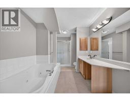 238 New Brighton Circle Se, Calgary, AB T2Z4B2 Photo 23