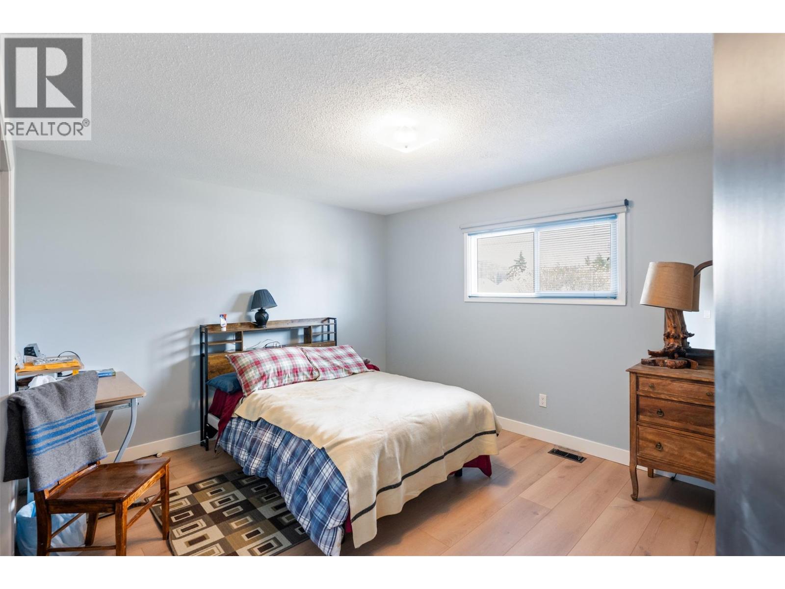 12401 Ward Street, Summerland