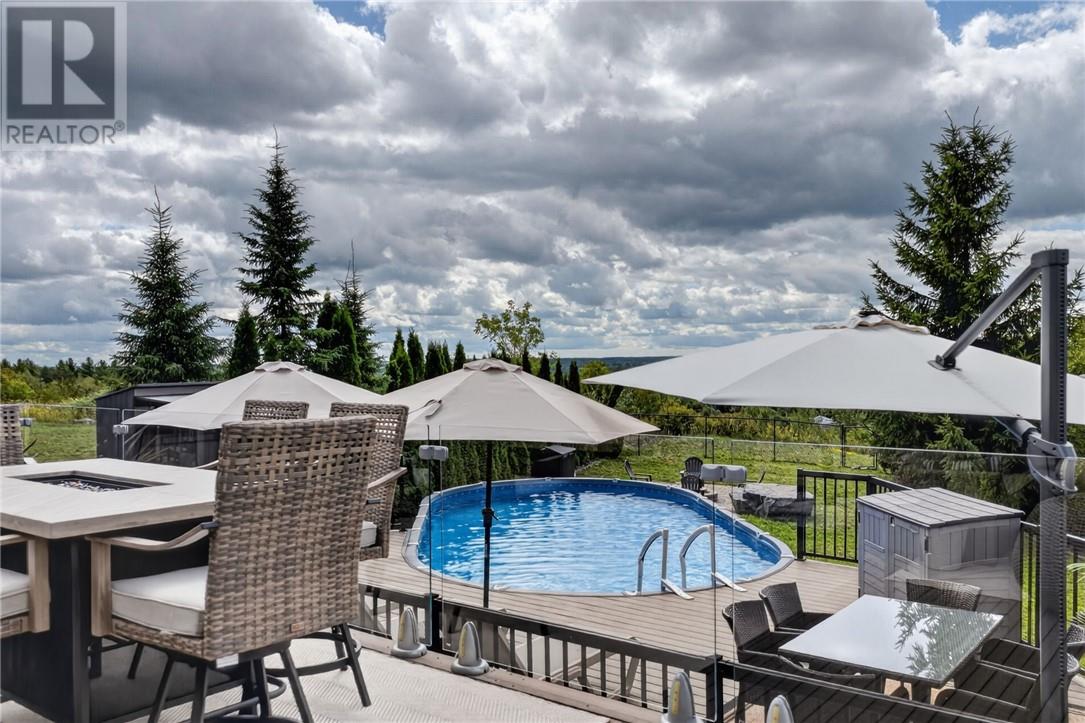 11 Kingsview Drive - 78