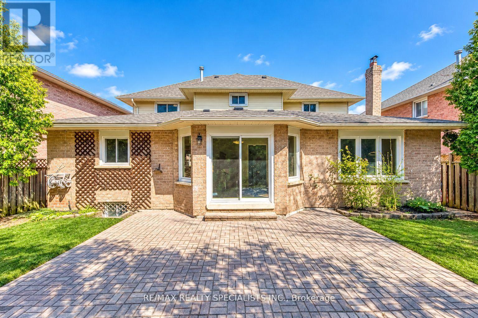 102 Sunforest Drive, Brampton, ON photo 43