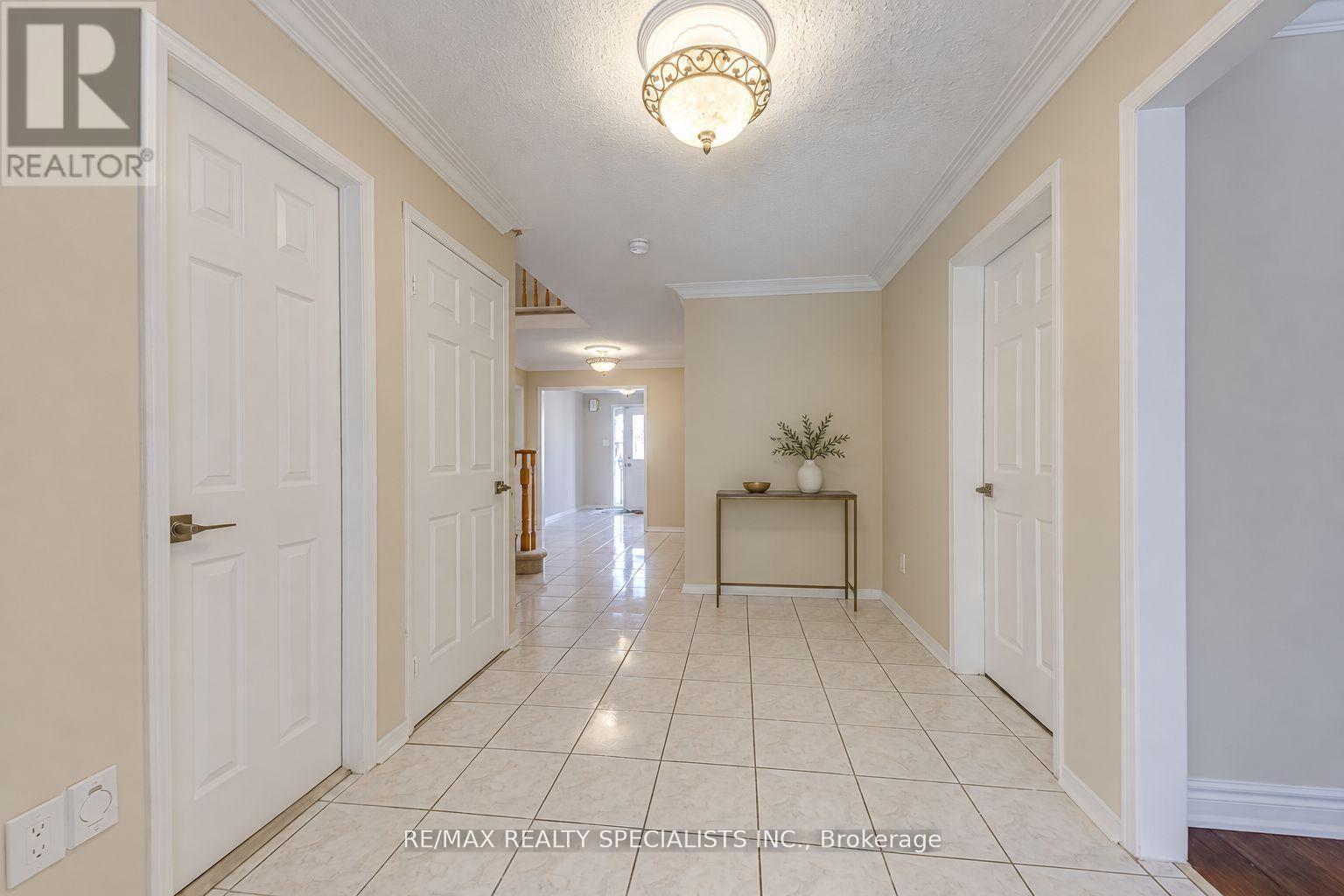 102 SUNFOREST DRIVE, Brampton (Heart Lake West) — photo 6