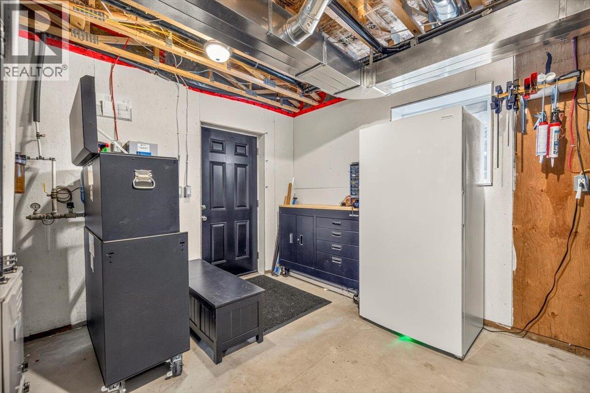 7321 GEORGE Road - 64