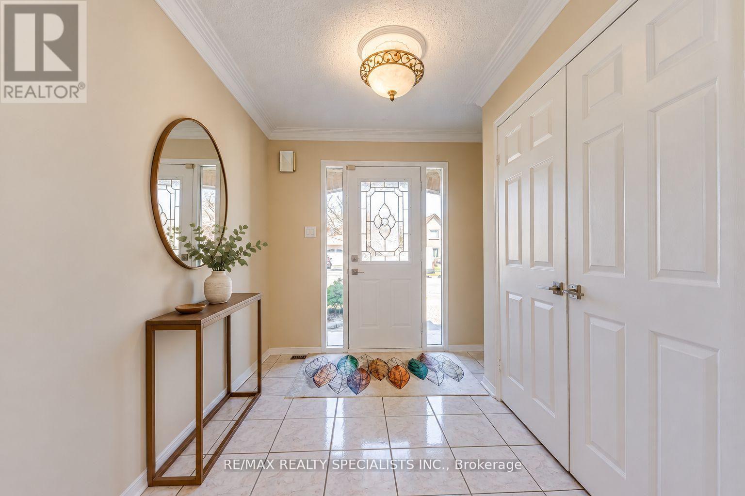 102 SUNFOREST DRIVE, Brampton (Heart Lake West) — photo 5