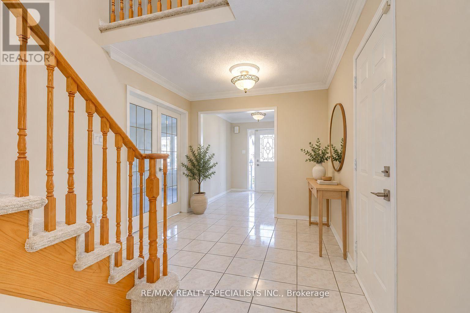 102 SUNFOREST DRIVE, Brampton (Heart Lake West) — photo 4