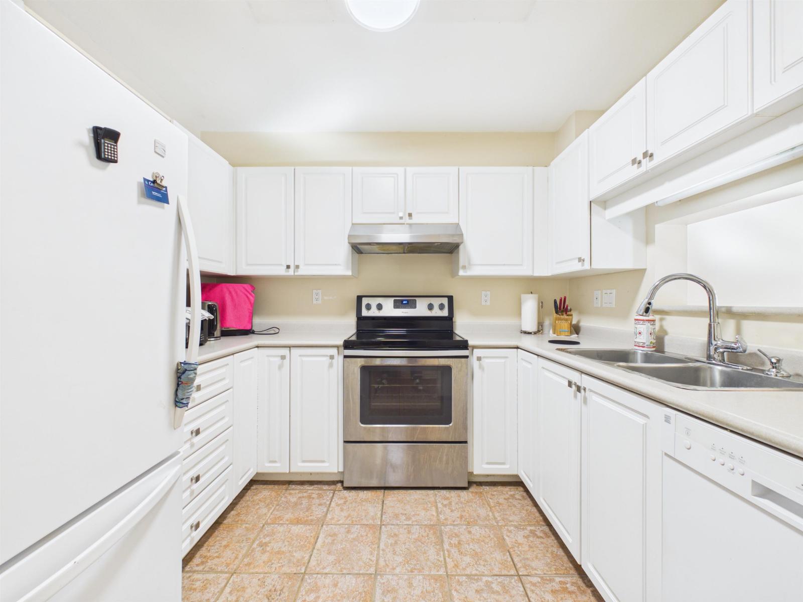 Photo of 213 10082 132 STREET 6