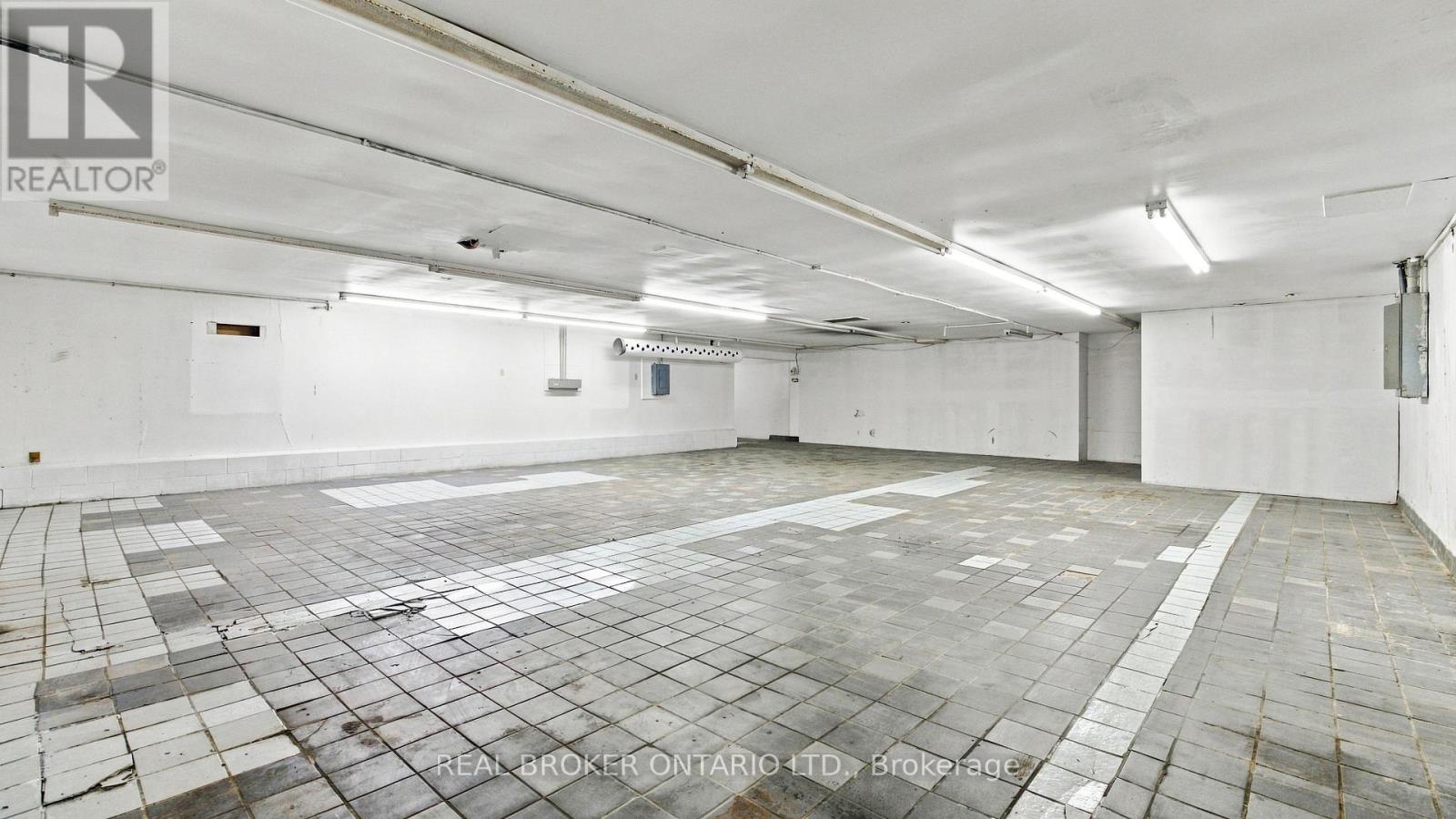 3 Bath Industrial for Sale in Carleton Place – 71 INDUSTRIAL AVENUE, Carleton Place – MLS# X14099336 - Image 31