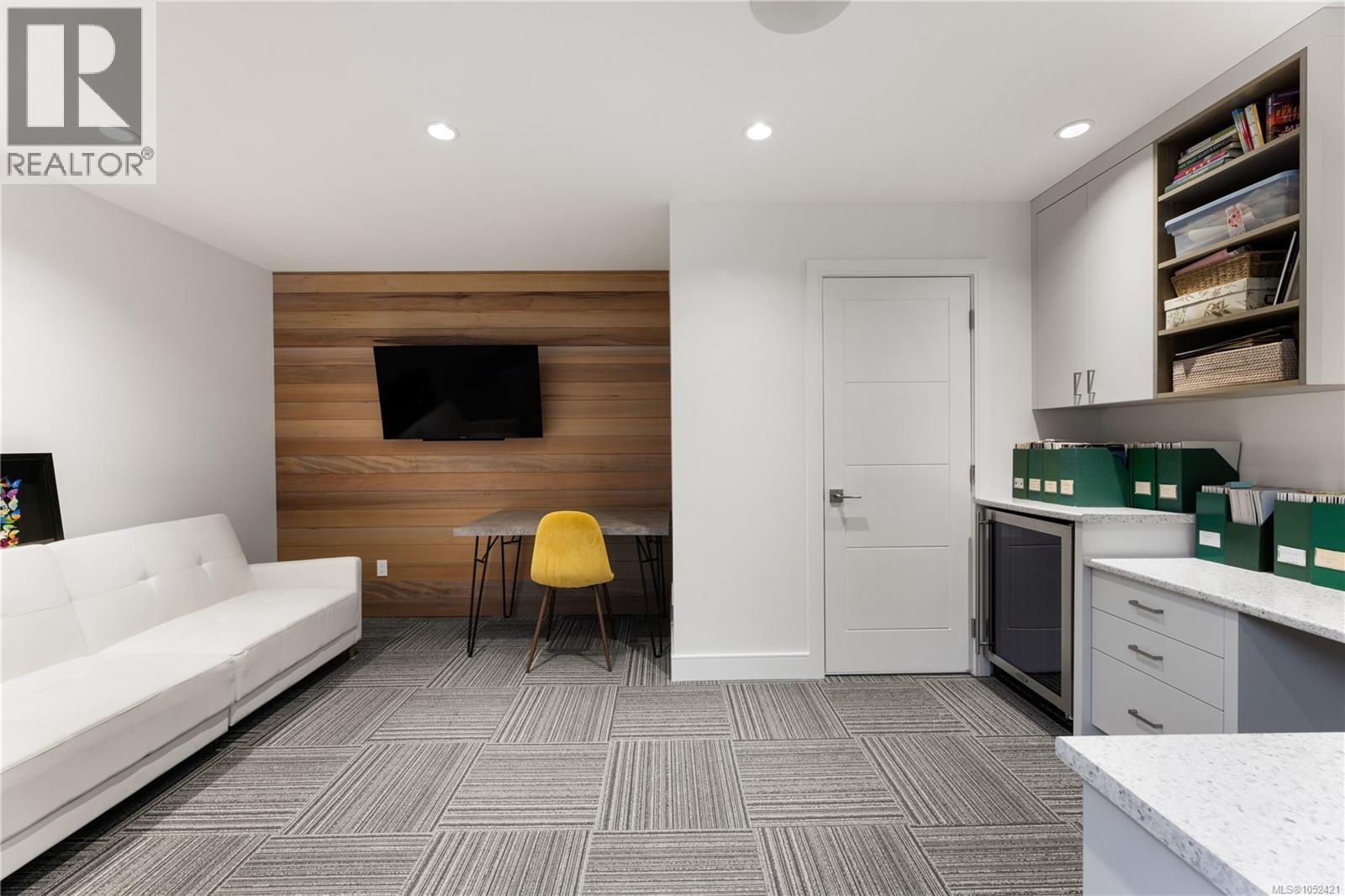 430 St. Patrick St - 41