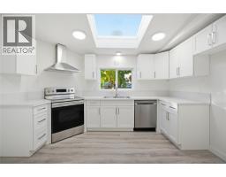 Living room - 220 G & M Road Unit# C3, Kamloops, BC V2H1A4 Photo 7