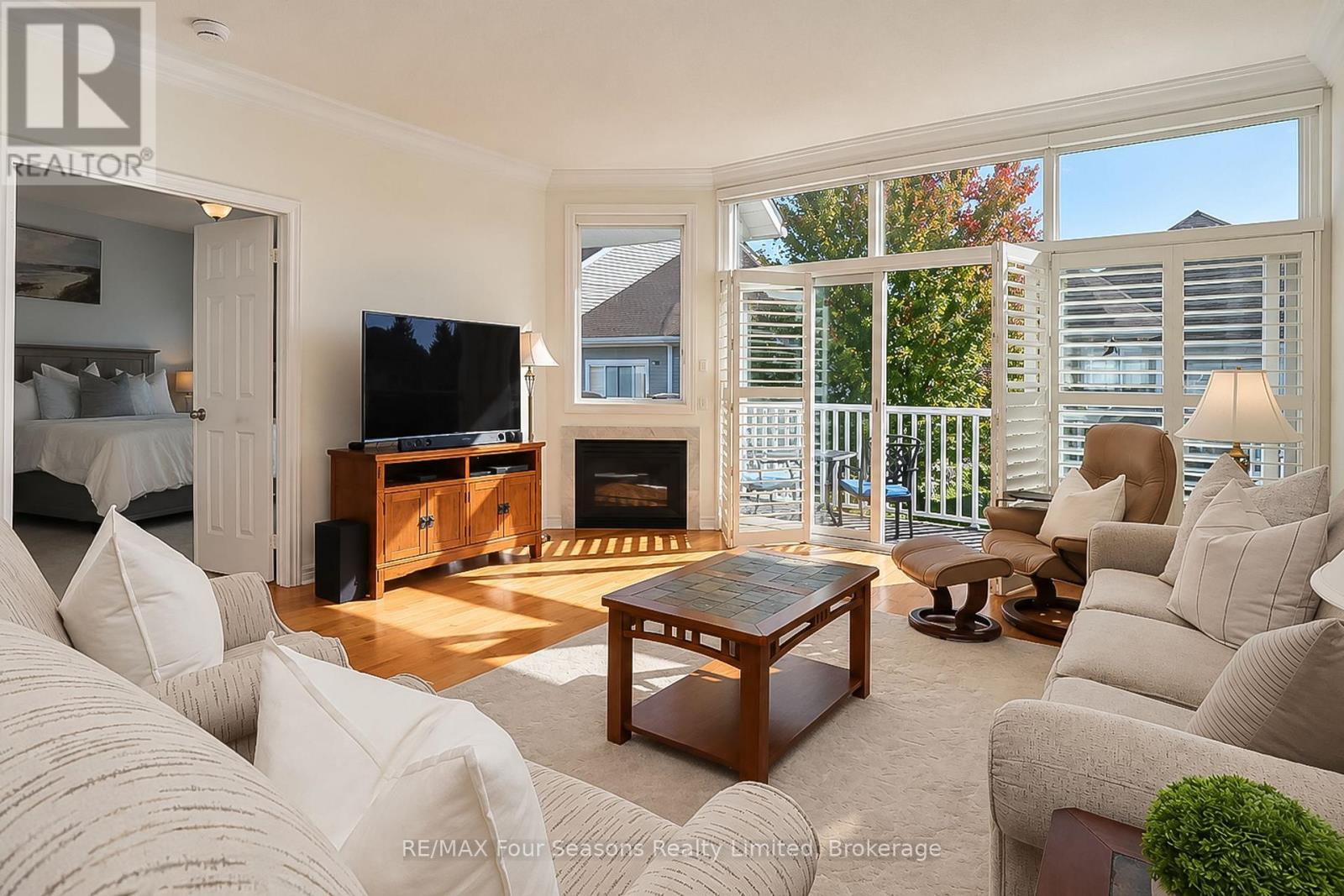 5 - 5 CRANBERRY SHORES, Collingwood — photo 6