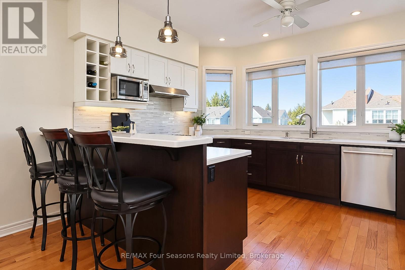 5 - 5 CRANBERRY SHORES, Collingwood — photo 8