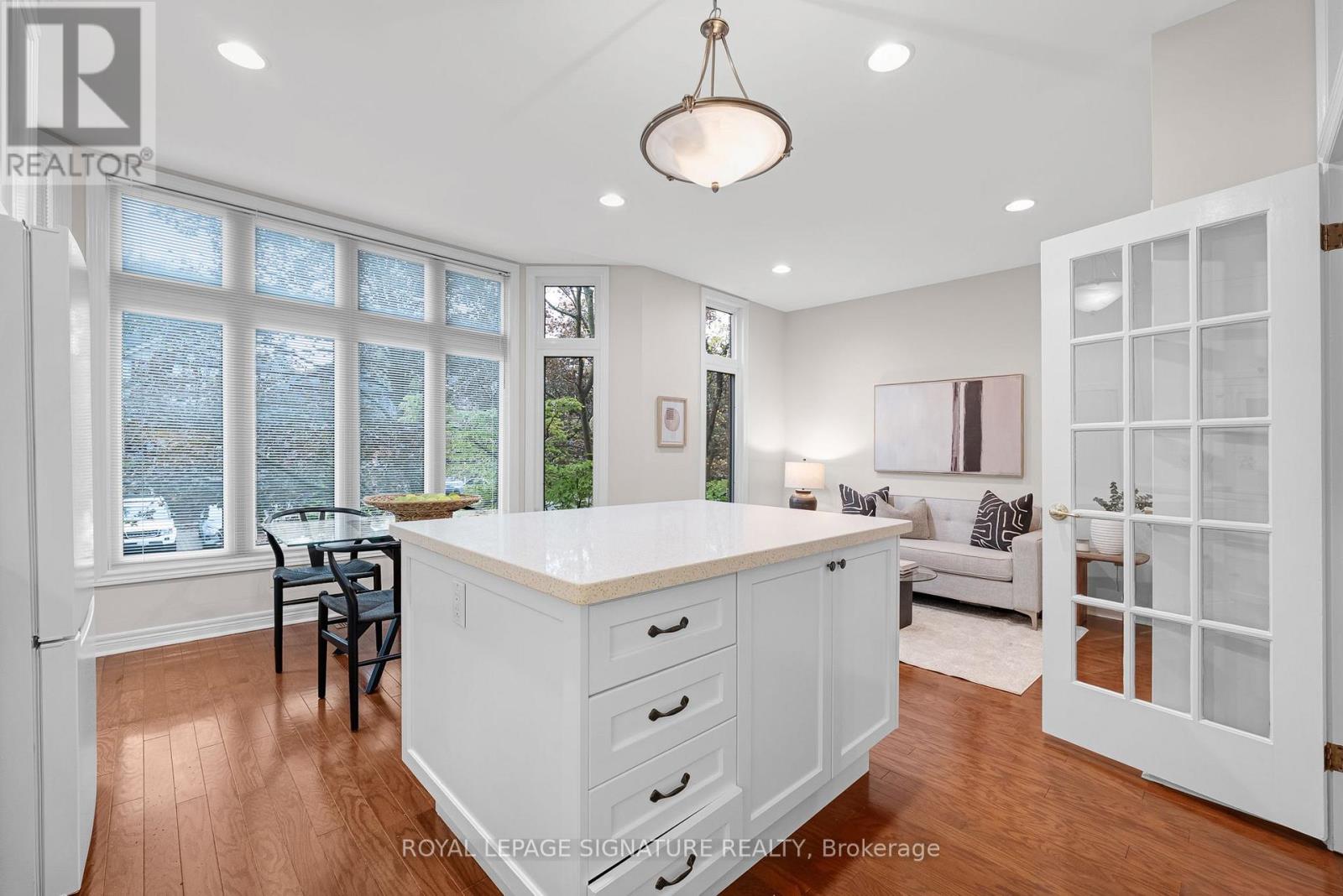 177 St Clements Avenue, Toronto, ON photo 10