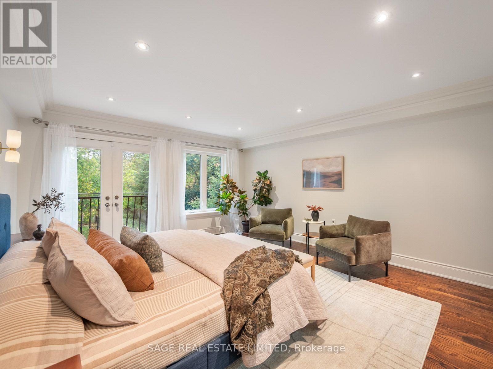 18A Sherwood Avenue, Toronto, ON photo 17