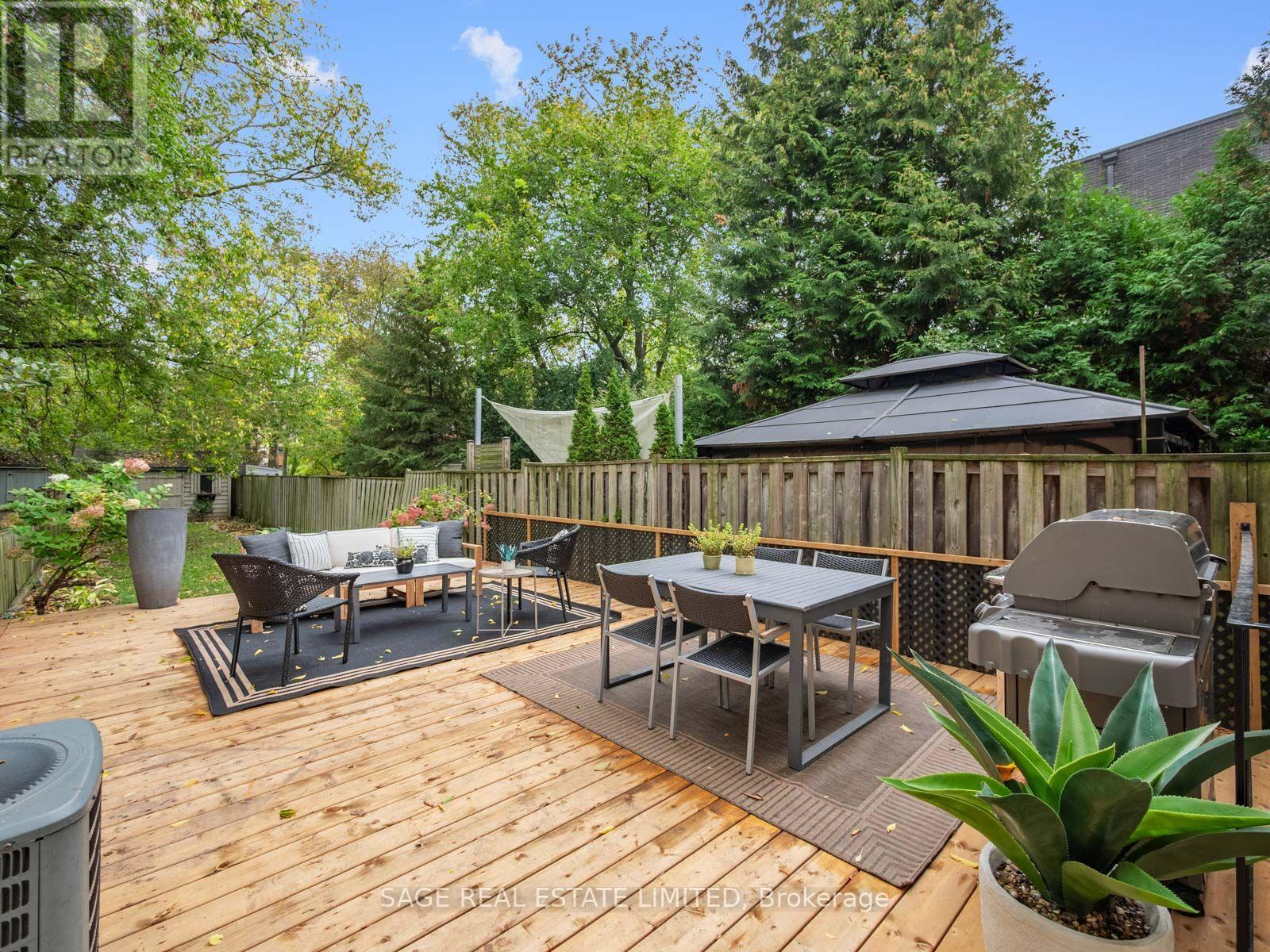 18A Sherwood Avenue, Toronto, ON photo 39