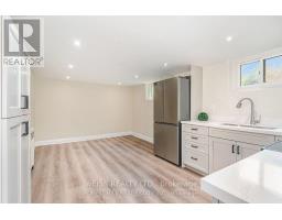 65 Prince Charles Drive, Toronto, ON M6A2H4 Photo 22