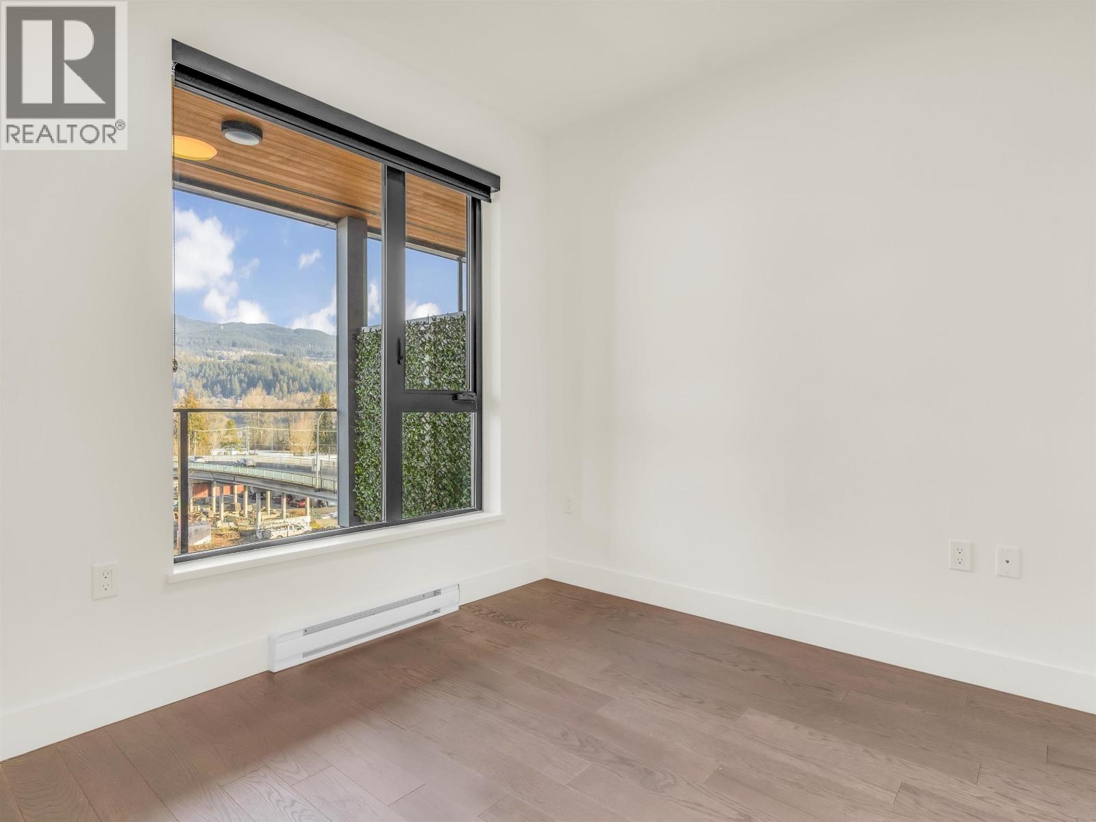 Photo of 407 83 MOODY STREET 26