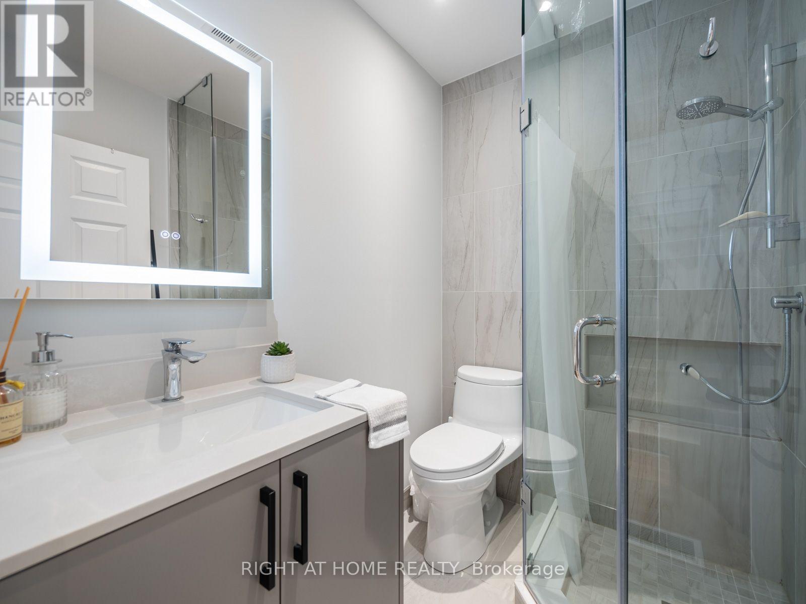 49 Amsterdam Avenue, Toronto, ON photo 16