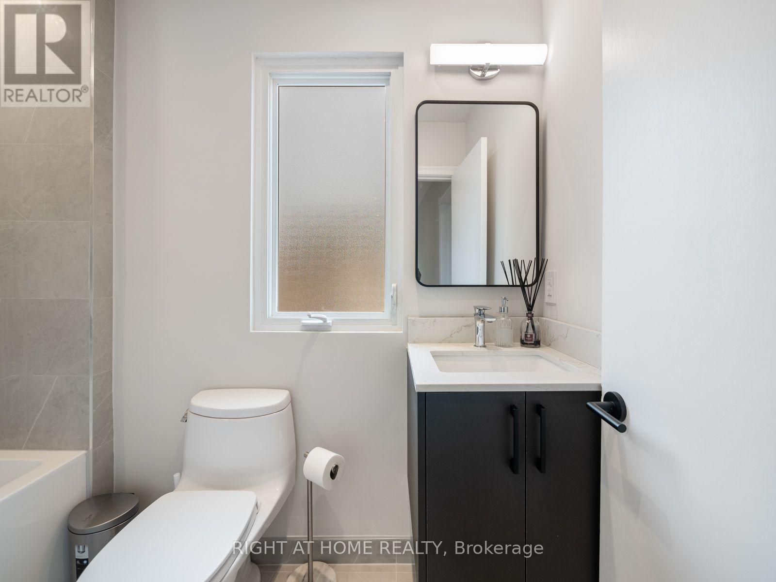 49 Amsterdam Avenue, Toronto, ON photo 26