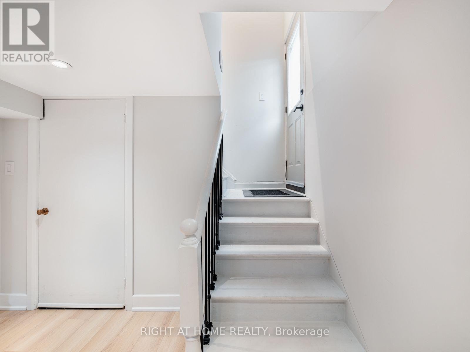 49 Amsterdam Avenue, Toronto, ON photo 38