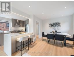 49 Amsterdam Avenue, Toronto, ON M4B2B9 Photo 14