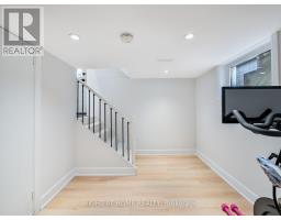 49 Amsterdam Avenue, Toronto, ON M4B2B9 Photo 30