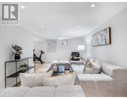 49 Amsterdam Avenue, Toronto, ON M4B2B9 Photo 35