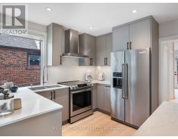 Bedroom 3 - 49 Amsterdam Avenue, Toronto, ON M4B2B9 Photo 6