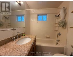 Main - 48 Ronway Crescent, Toronto, ON M1J2S2 Photo 8