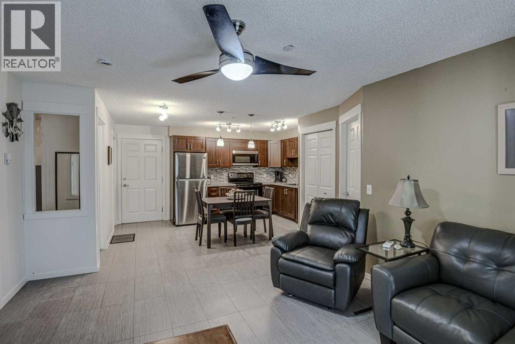 2108, 279 Copperpond Common SE