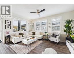4pc Bathroom - 1410, 80 Greenbriar Place Nw, Calgary, AB T3B6J4 Photo 7