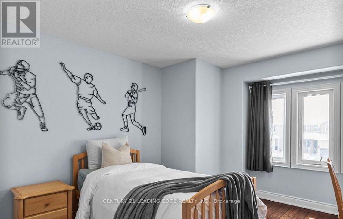 9 Kierland Road, Barrie photo 24