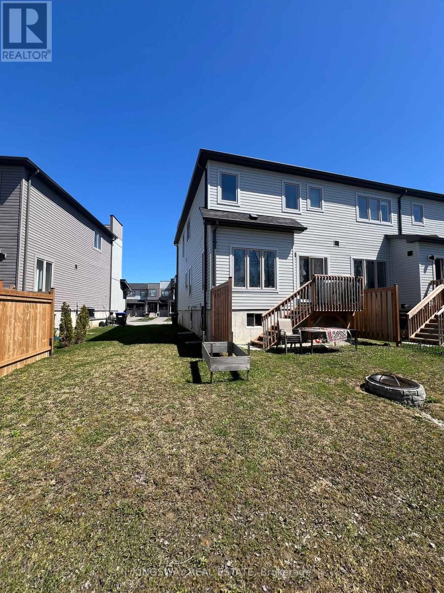 255 Atkinson Street, Clearview photo 33