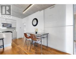 410 - 25 Oxley Street, Toronto, ON M5V2J5 Photo 9