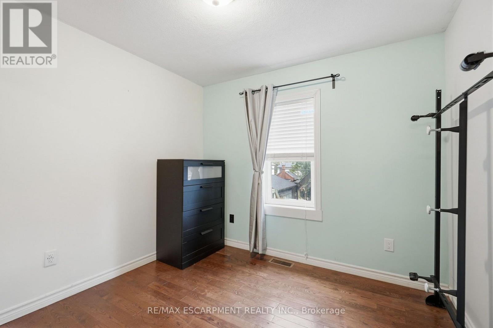 32 Oak Avenue, Hamilton, ON photo 26