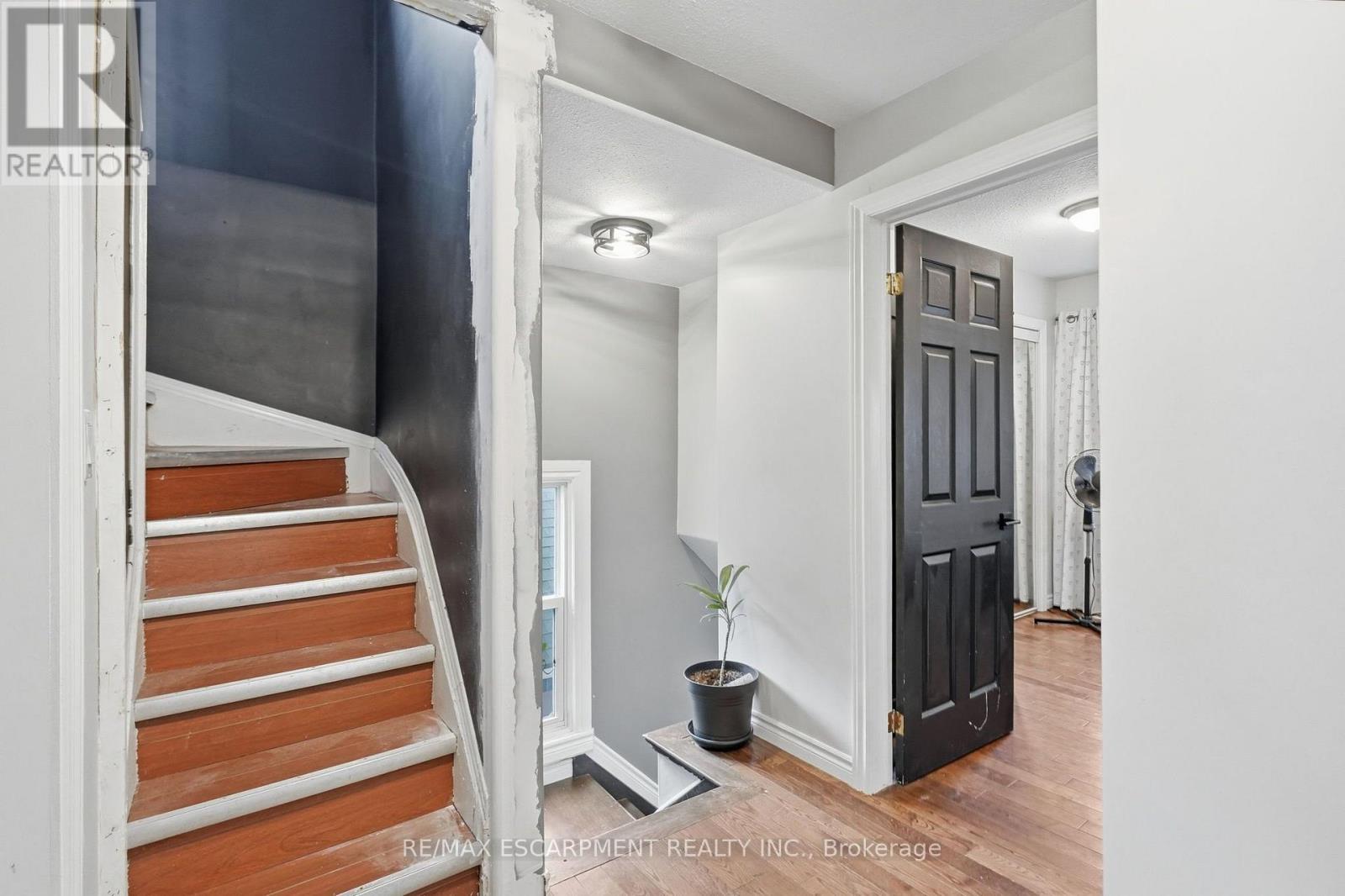 32 Oak Avenue, Hamilton, ON photo 28