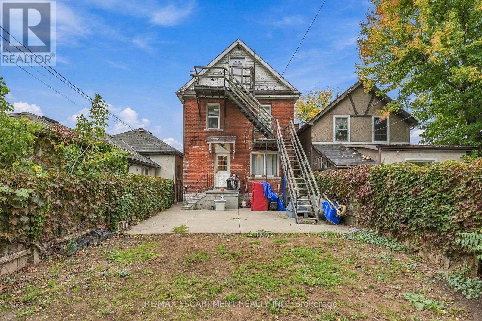 32 Oak Avenue, Hamilton, ON photo 43